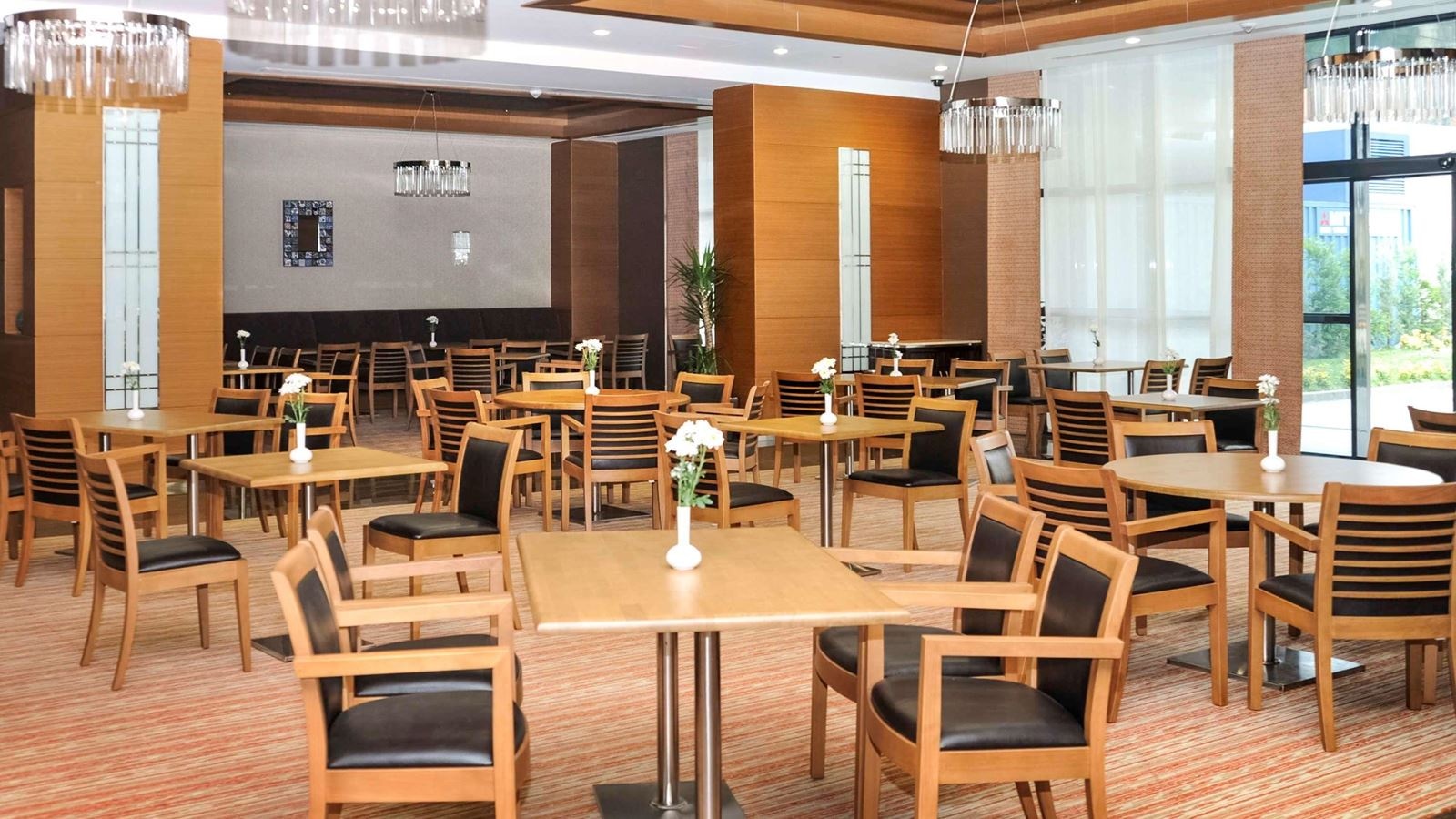 restaurants-restaurants