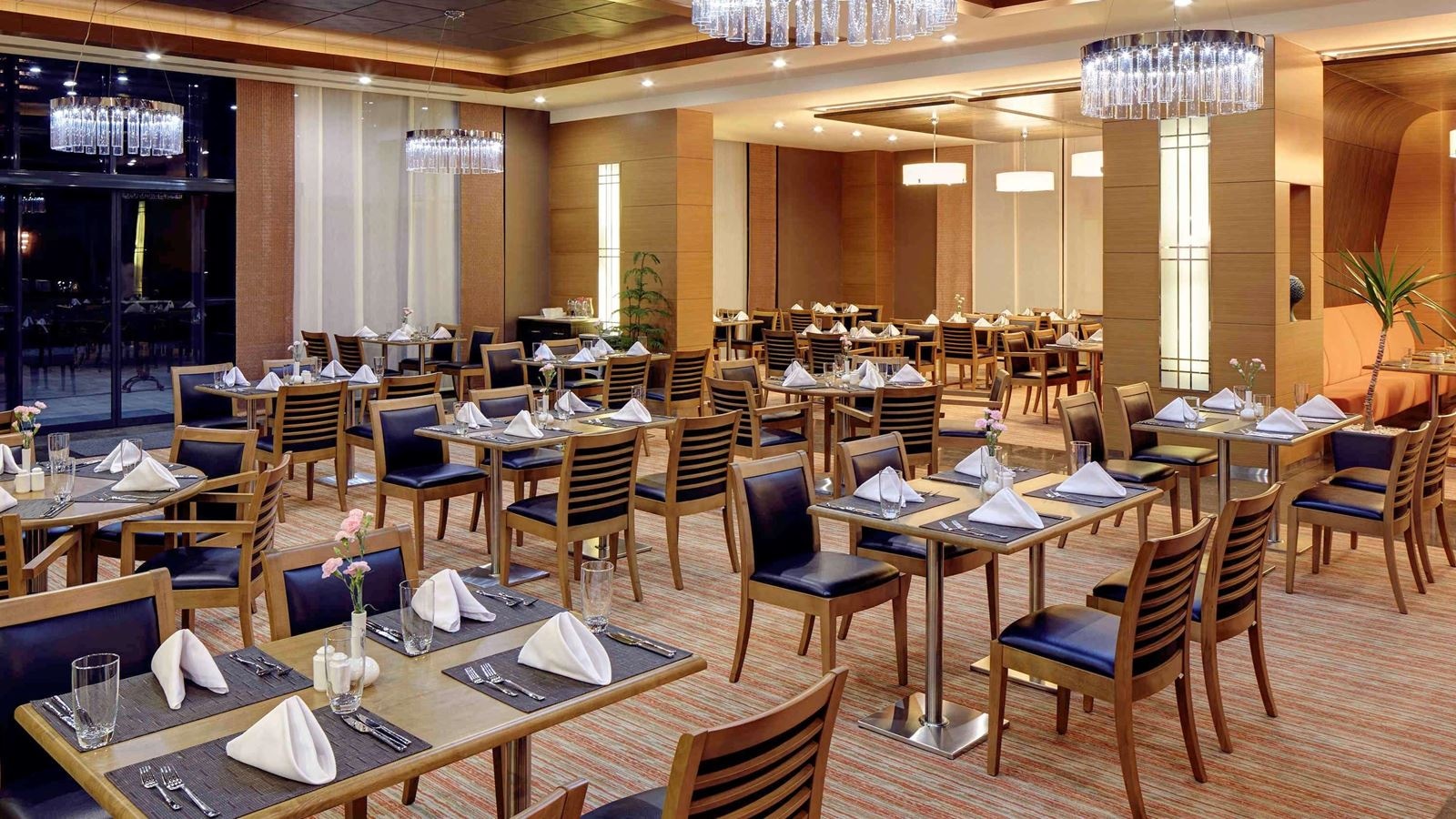 restaurants-restaurants