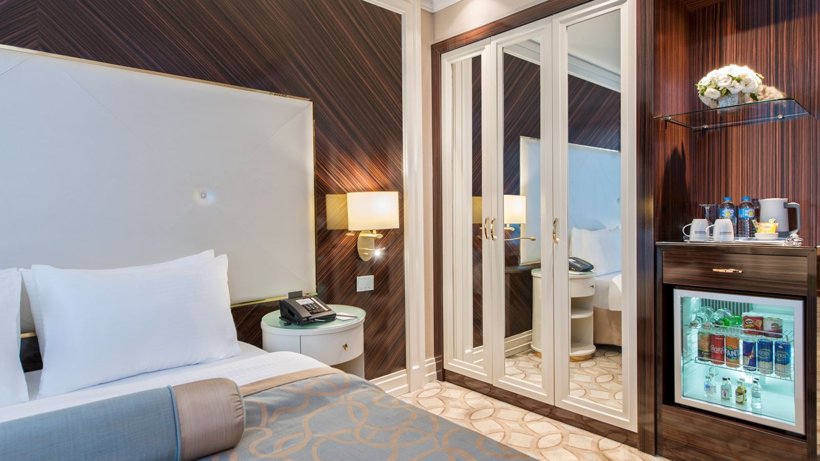 rooms-studio-with-balcony