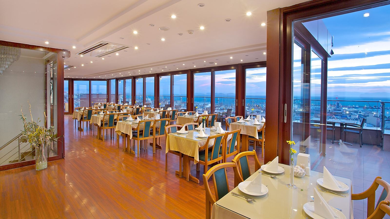 restaurants-restaurants