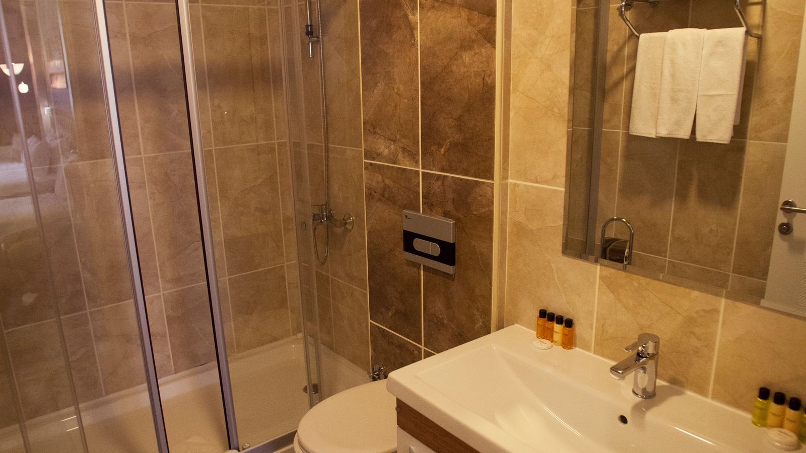 rooms-family-room-standard