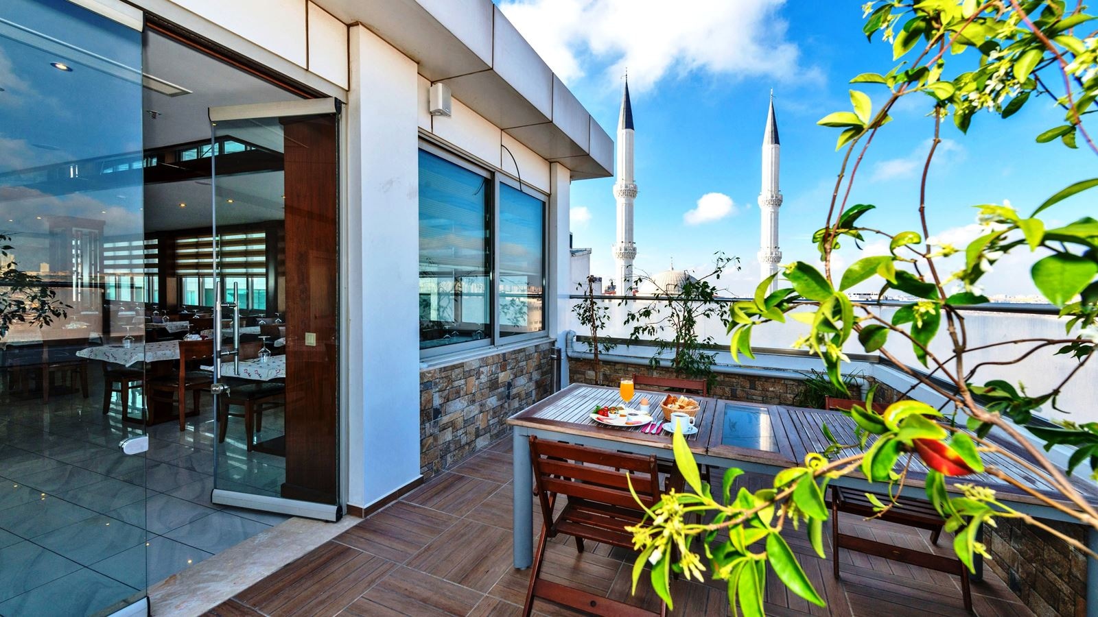 restaurants-restaurants