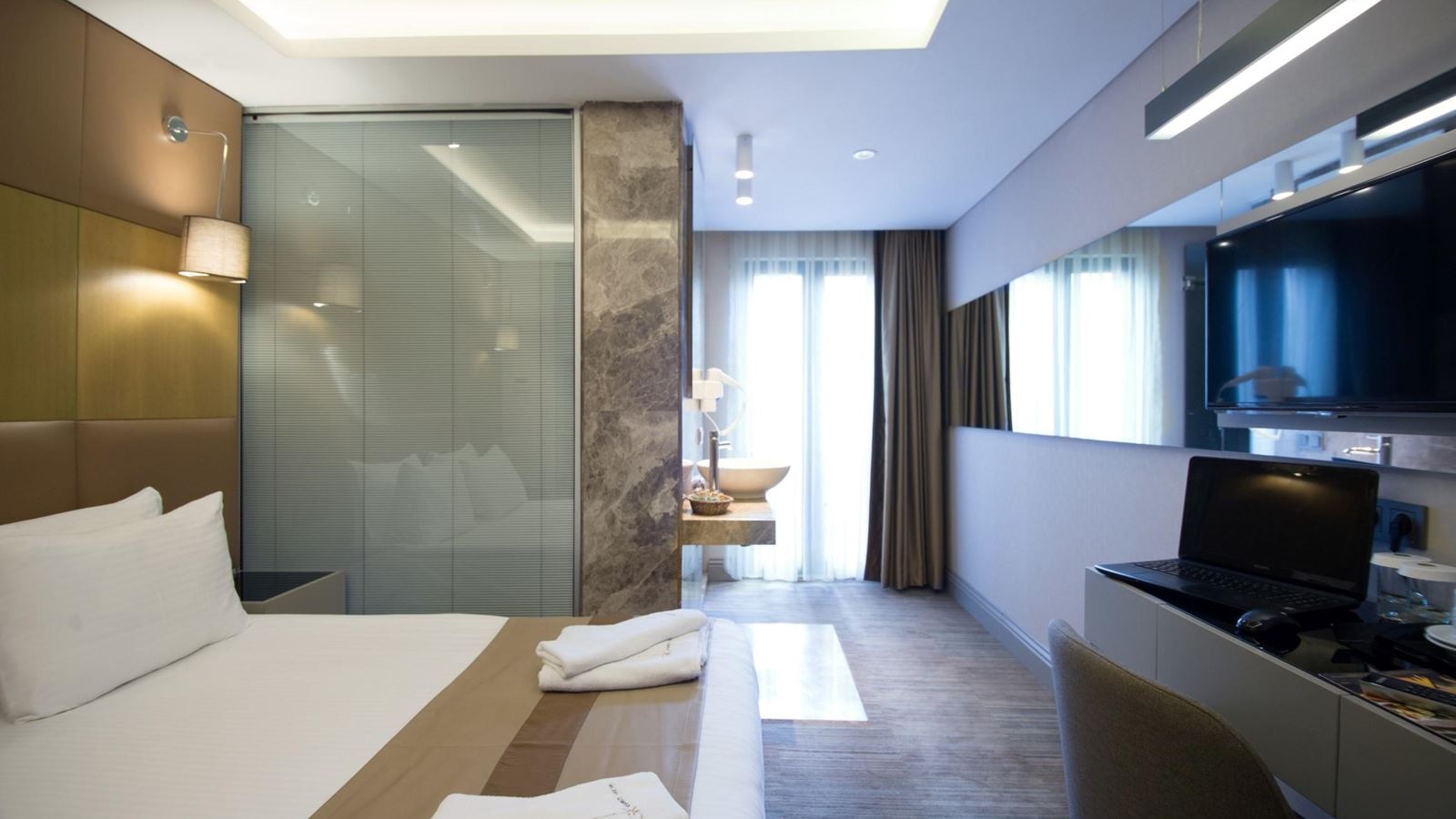 rooms-double-standard