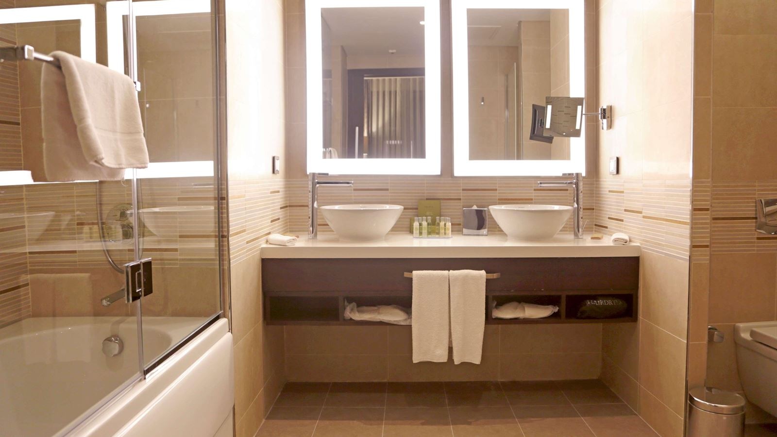 rooms-suite-standard