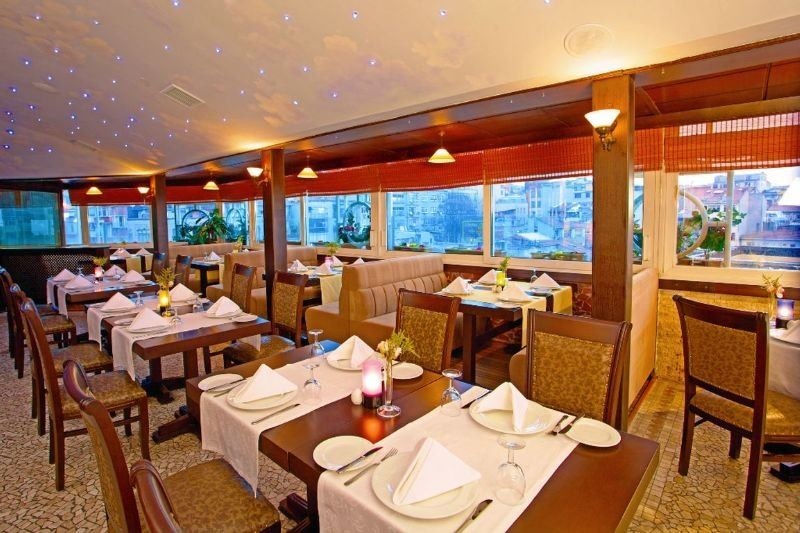 restaurants-restaurants