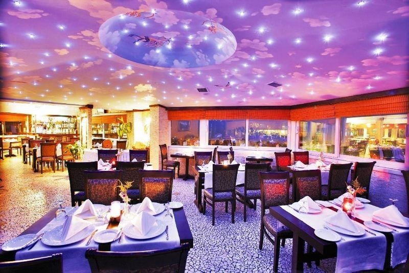 restaurants-restaurants