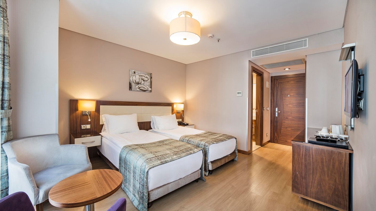 rooms-double-standard