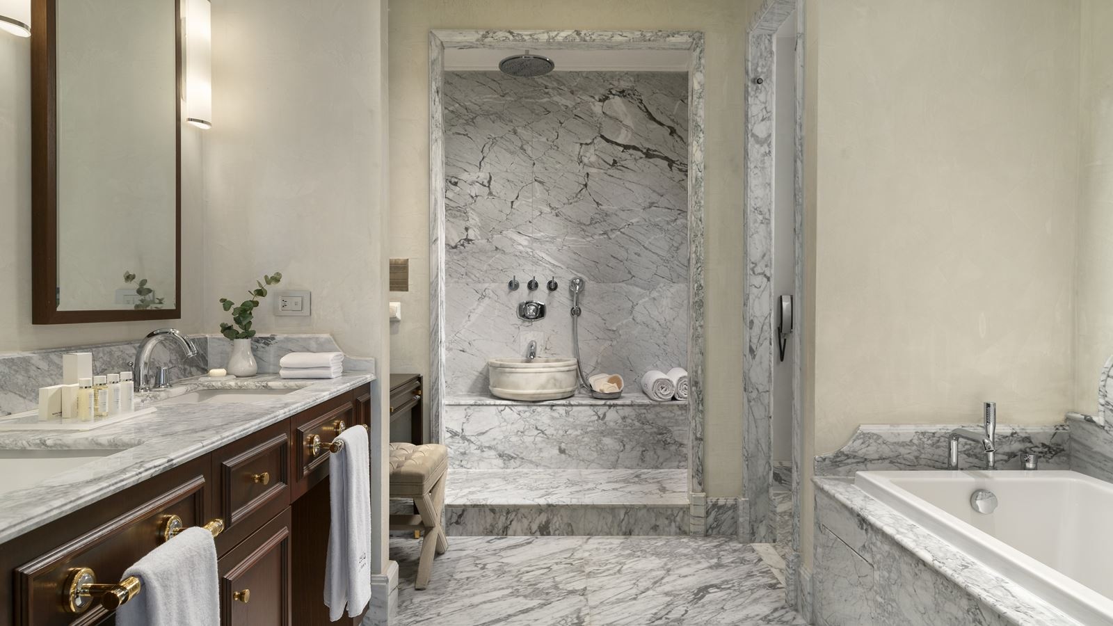 rooms-junior-suite-standard