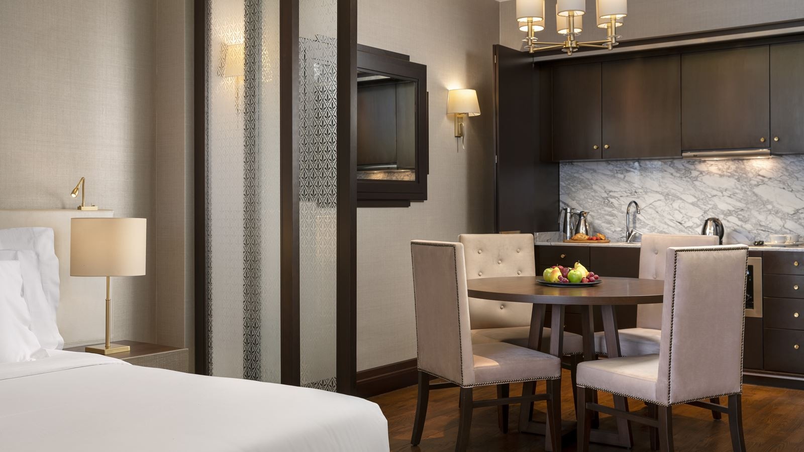 rooms-suite-standard