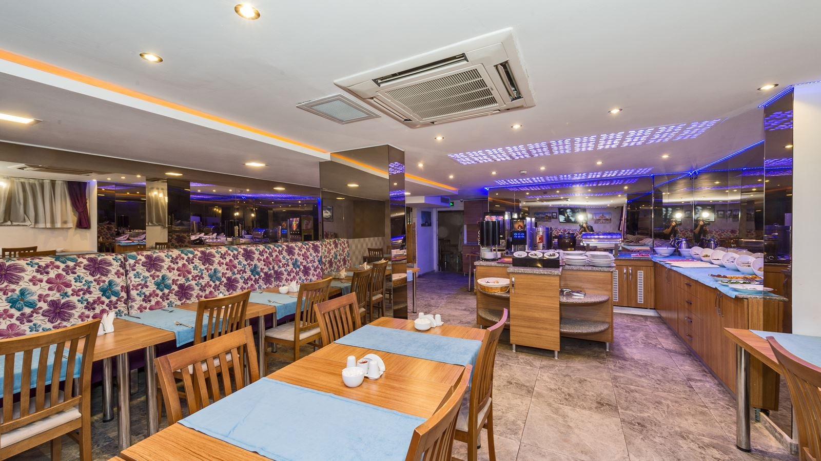 restaurants-restaurants