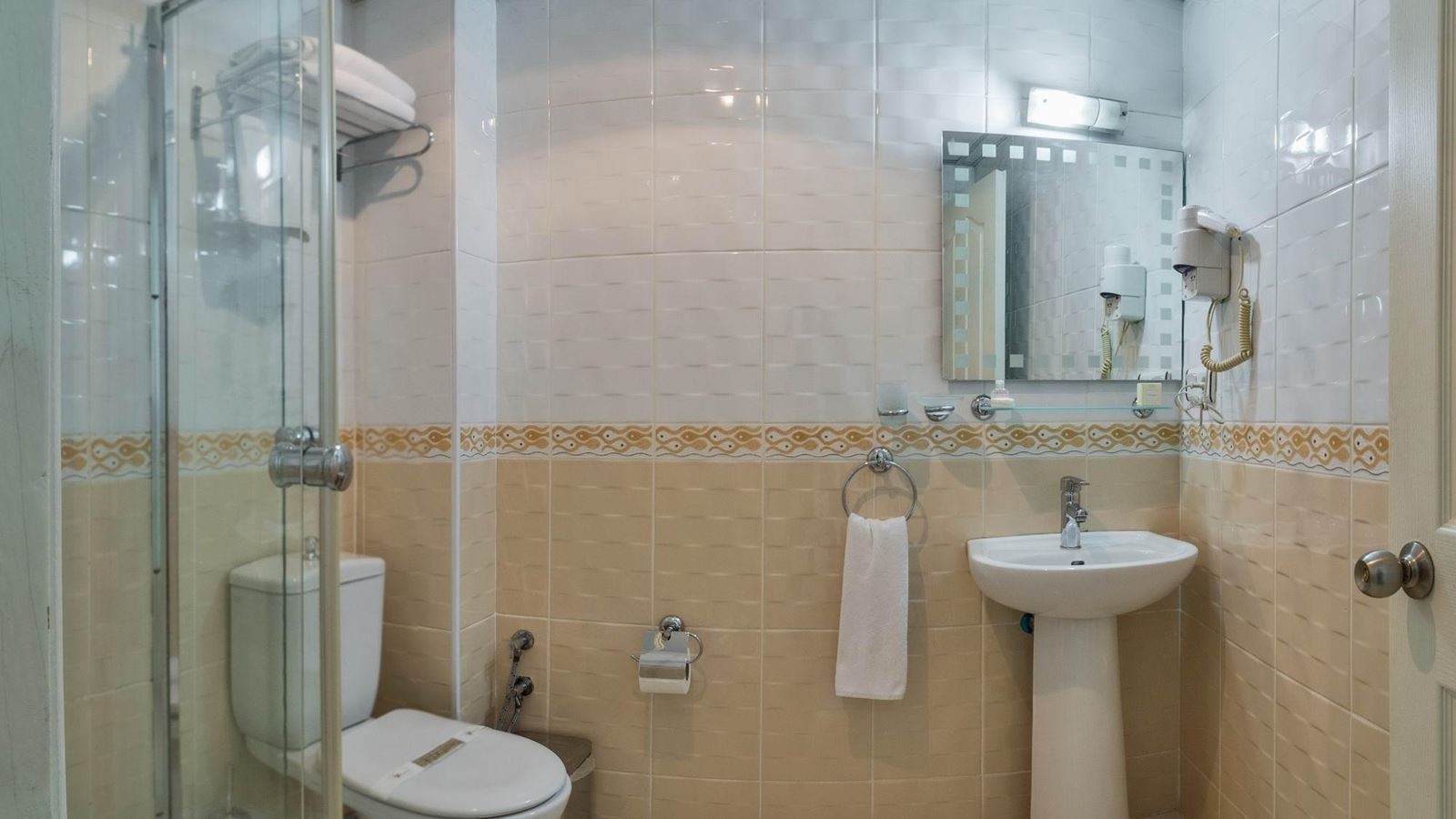 rooms-single-standard