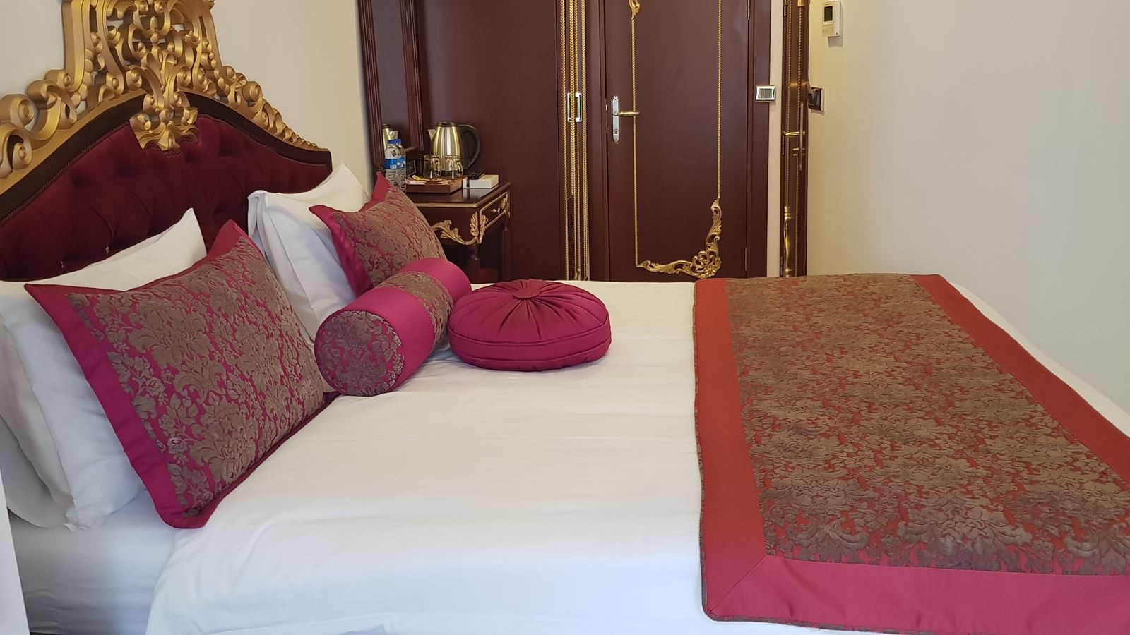 rooms-double-standard