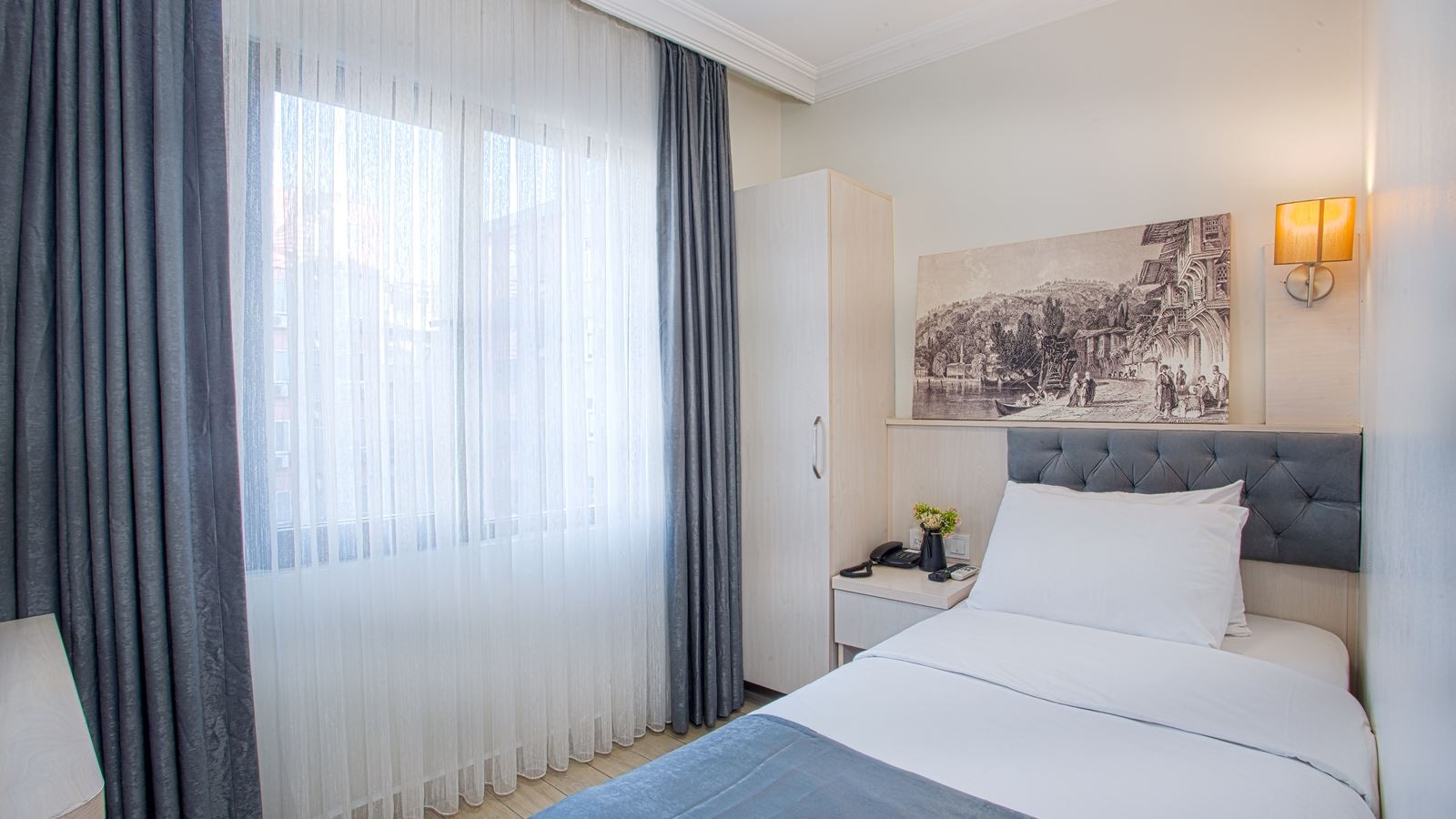 rooms-family-room-standard