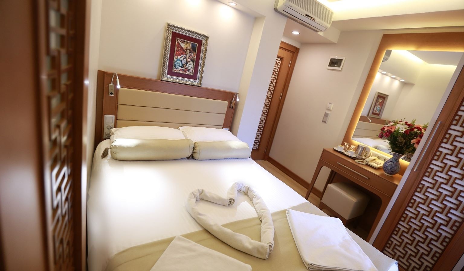 rooms-family-room-sea-view