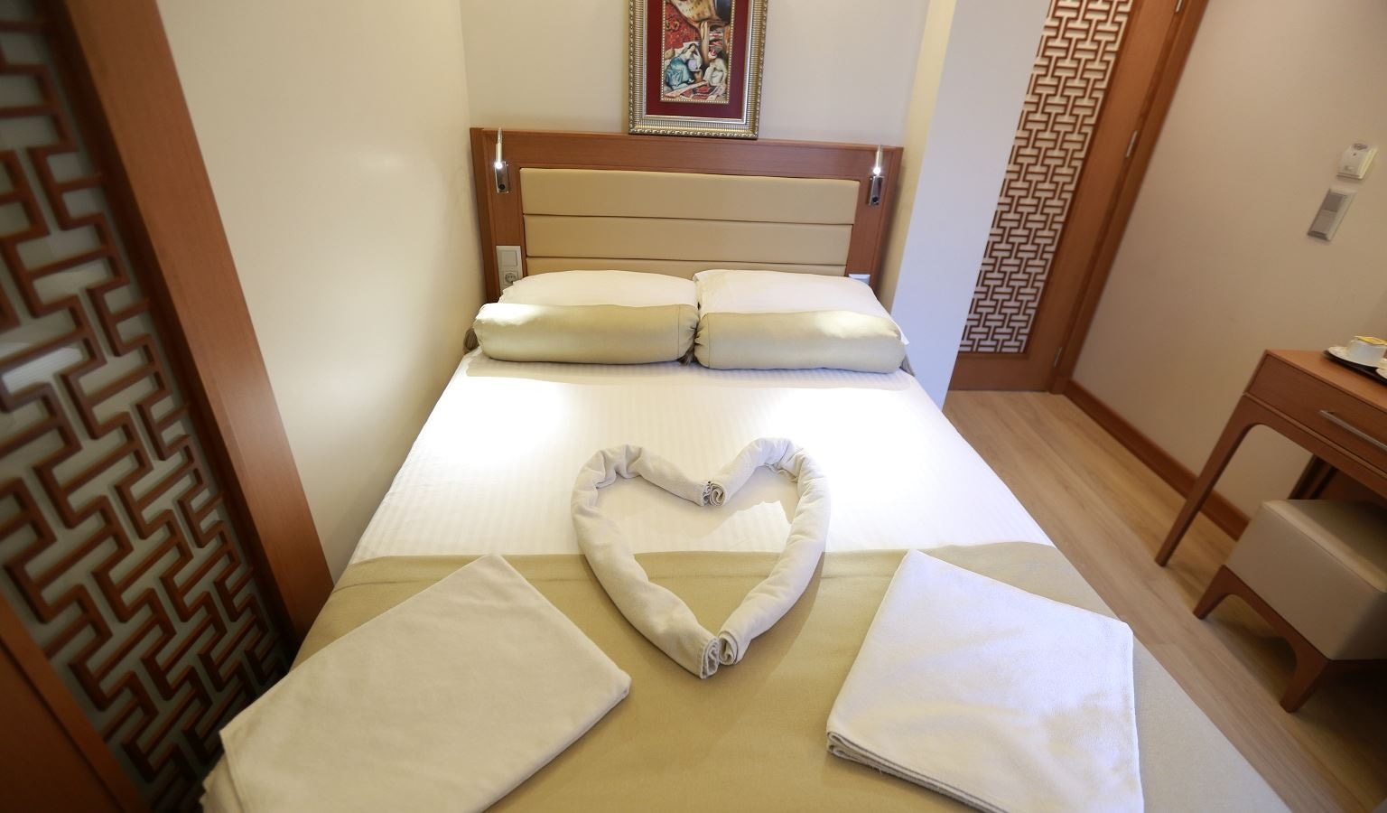 rooms-family-room-sea-view