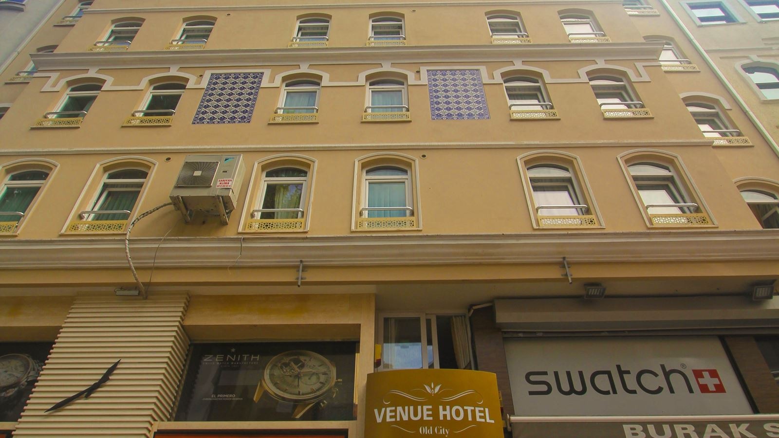 restaurants-restaurants