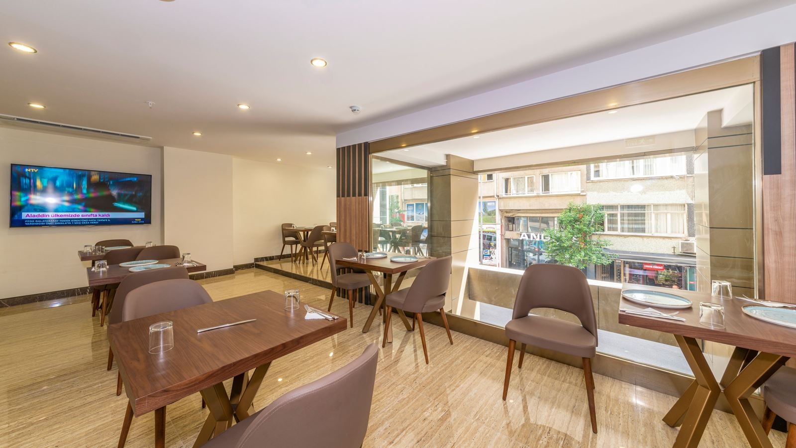 restaurants-restaurants