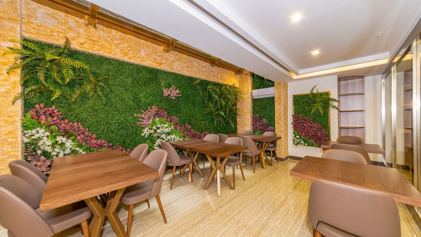 restaurants-restaurants