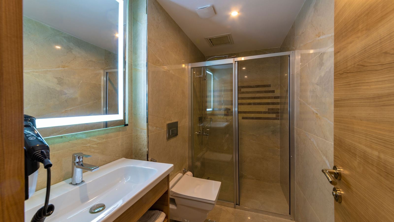 rooms-double-standard