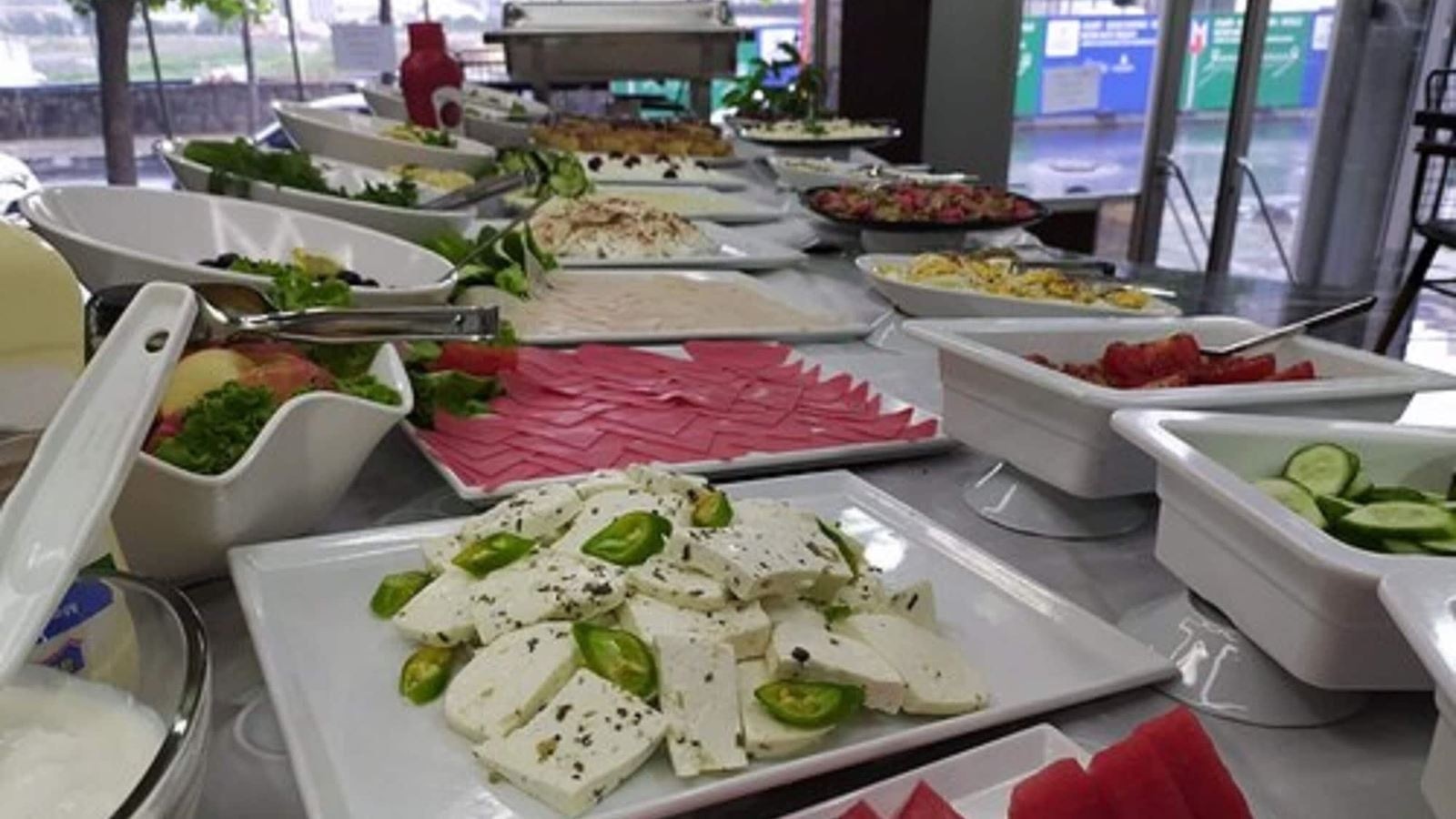 restaurants-restaurants