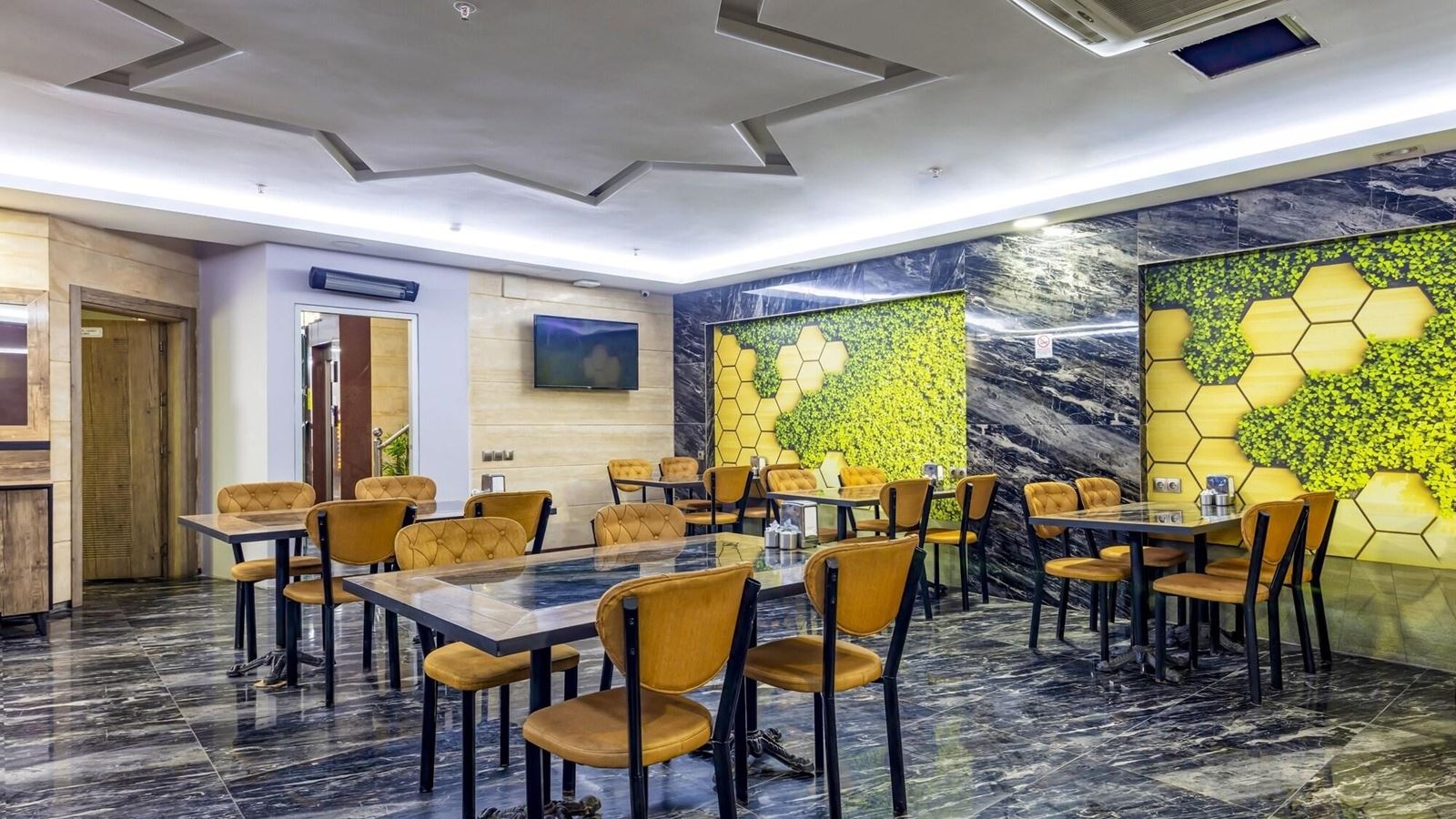 restaurants-restaurants