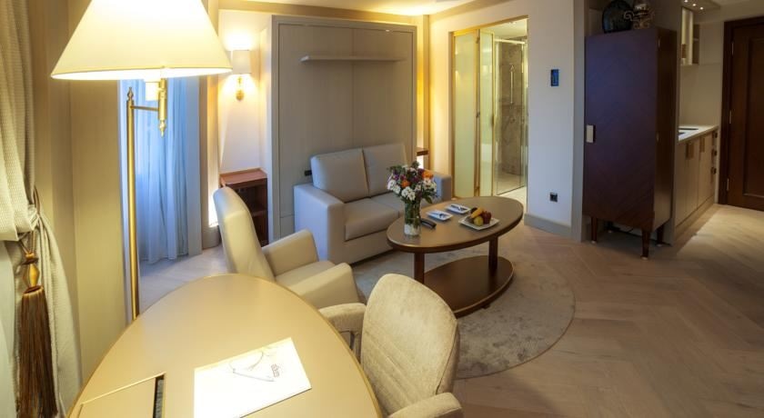 rooms-double-park-view