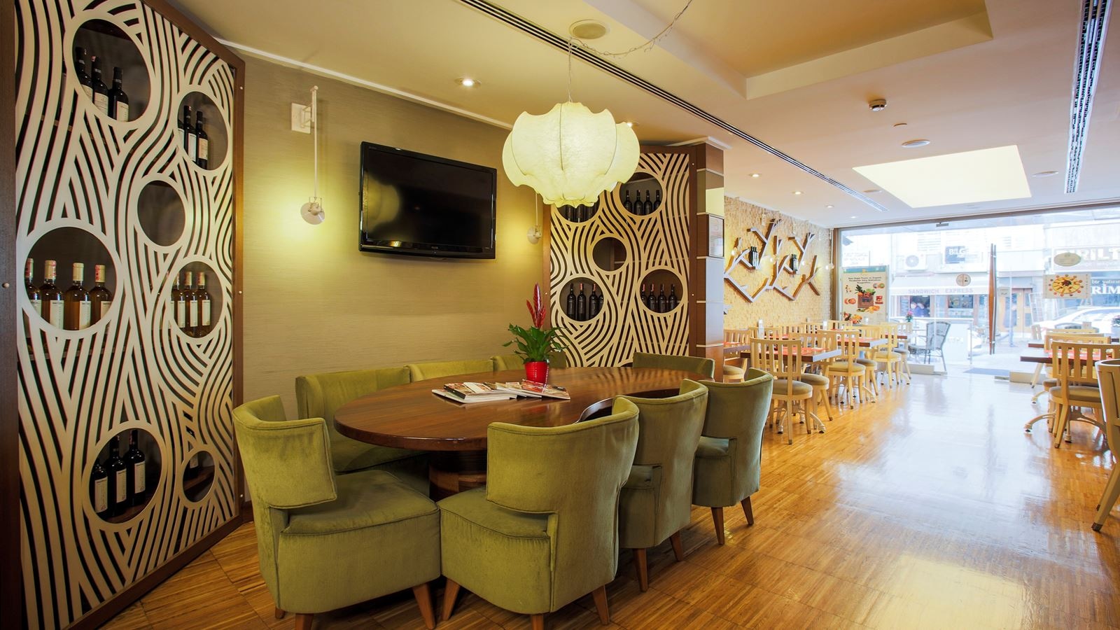 restaurants-restaurants