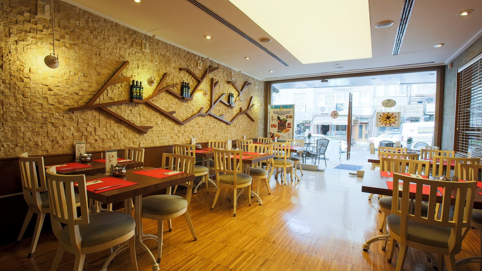 restaurants-restaurants