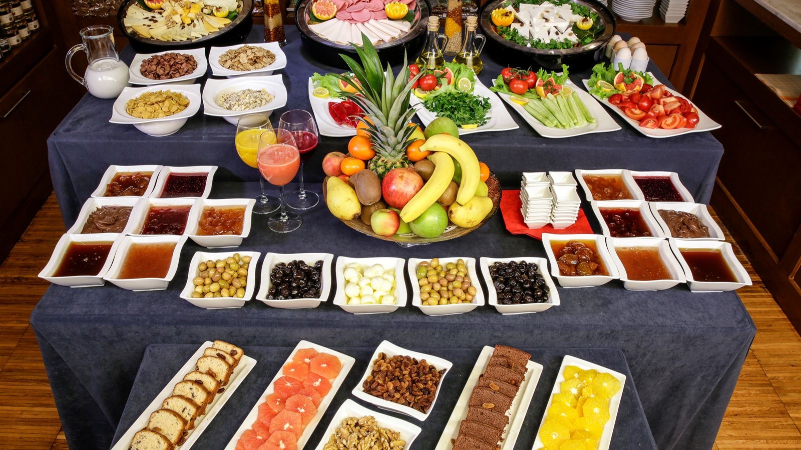 restaurants-restaurants