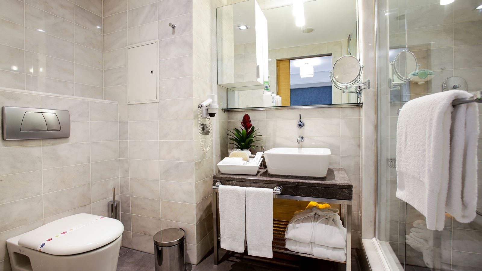 rooms-single-business