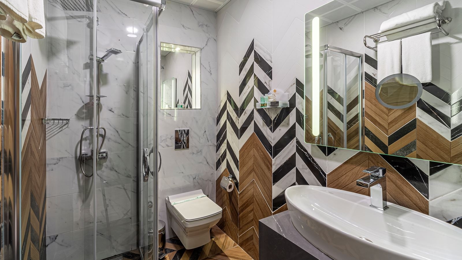 rooms-double-superior-with-double-bed