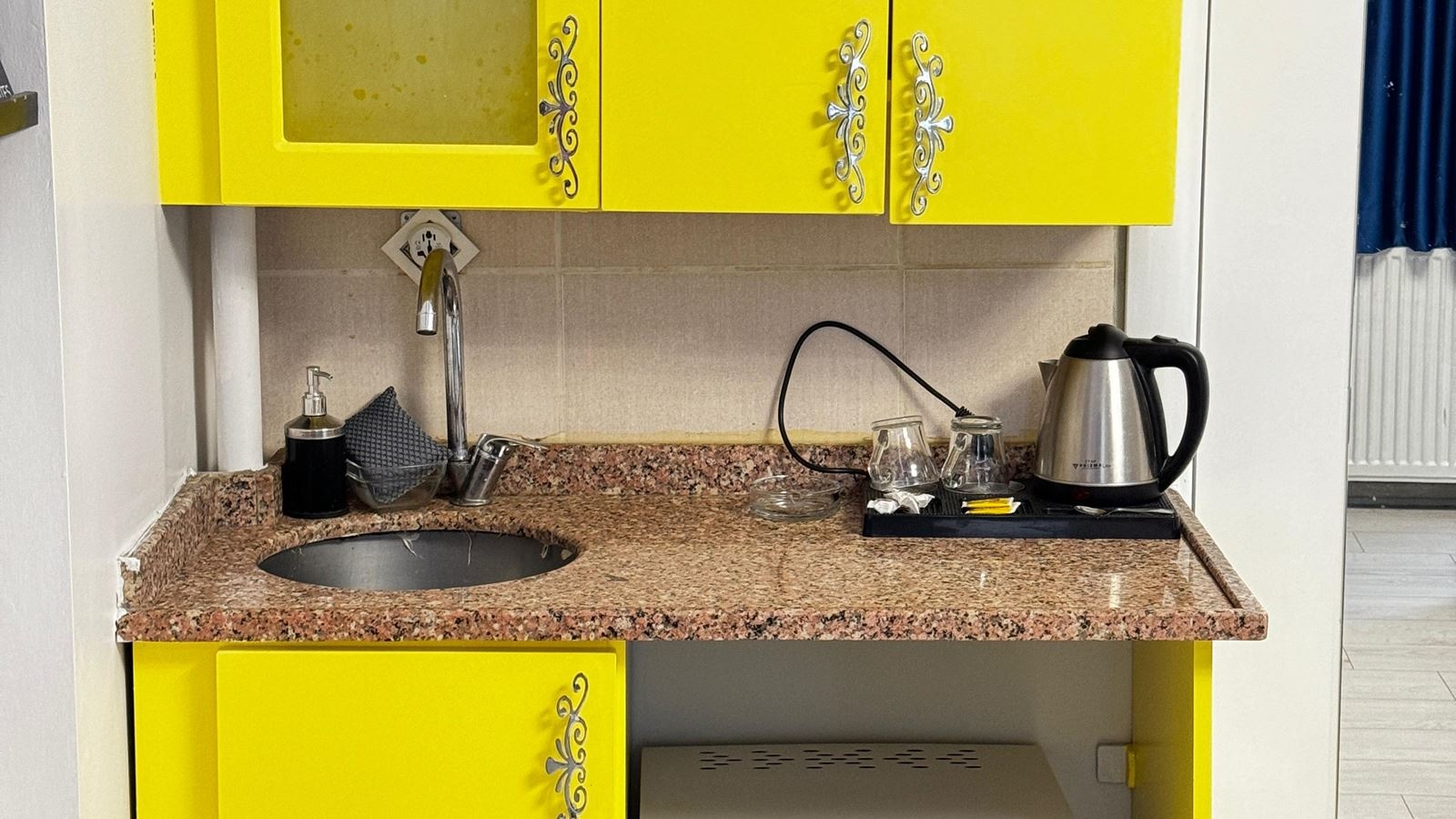 rooms-studio-superior