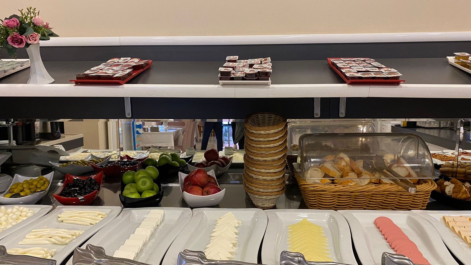 restaurants-restaurants