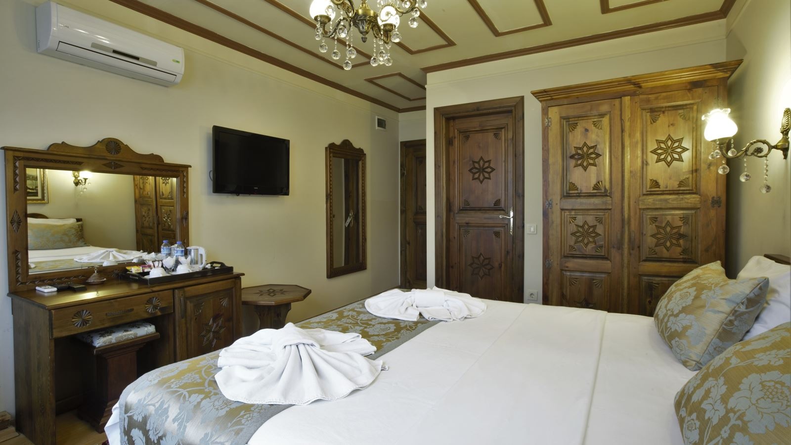 rooms-double-or-twin-classic