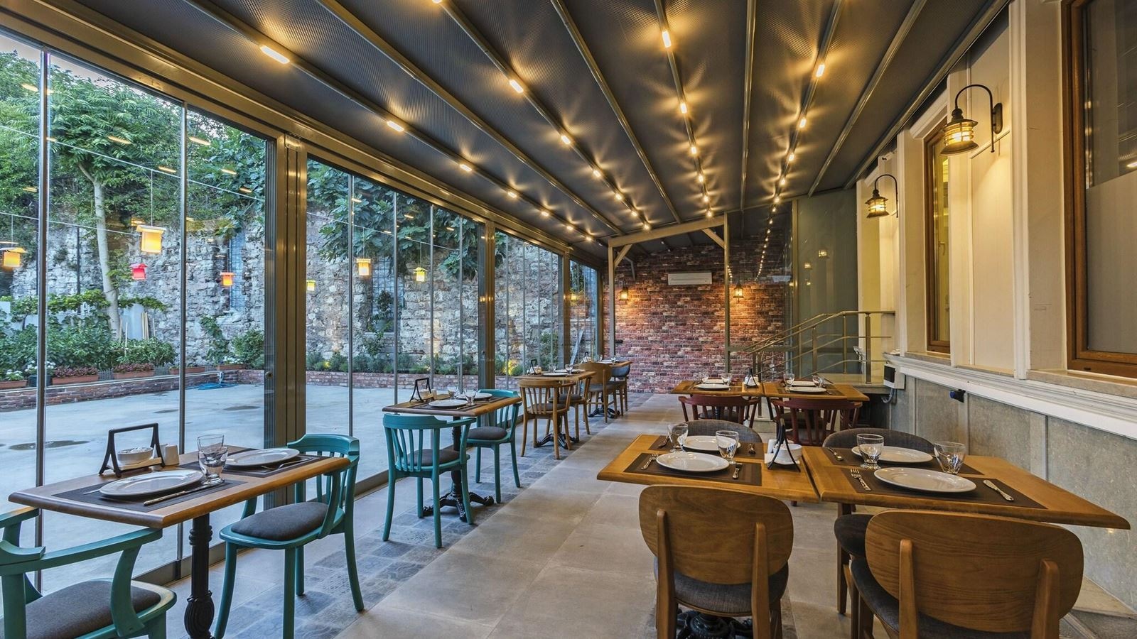 restaurants-restaurants