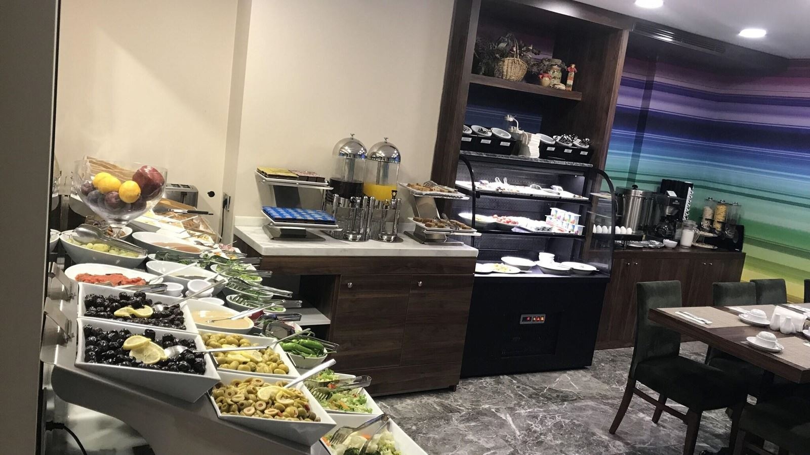 restaurants-restaurants