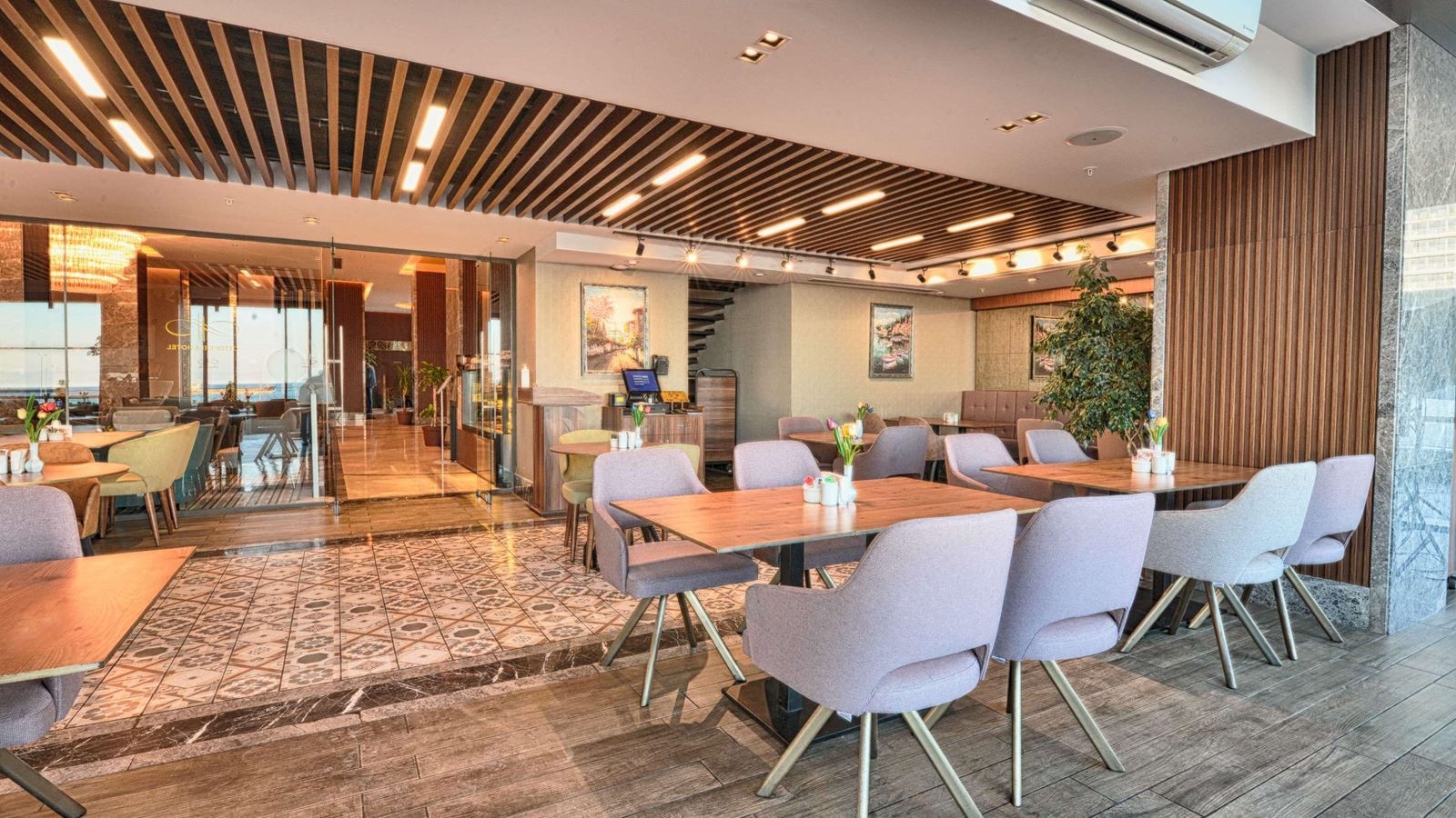 restaurants-restaurants