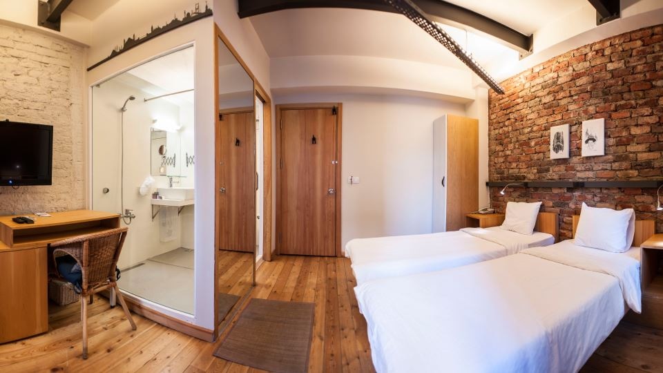 rooms-double-or-twin-standard