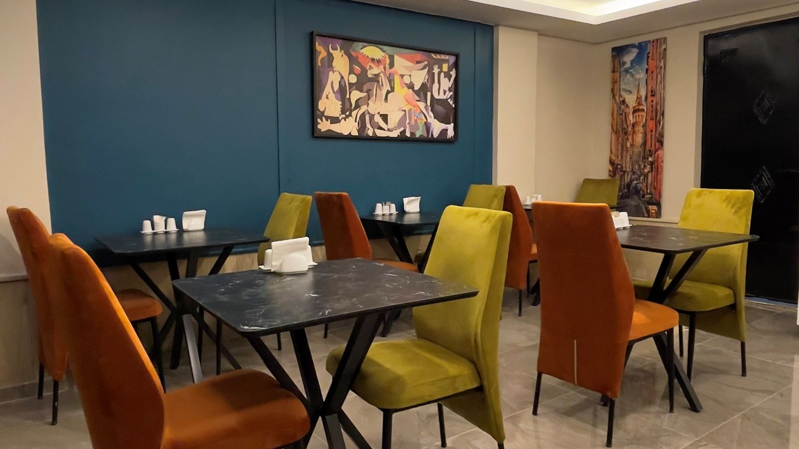 restaurants-restaurants