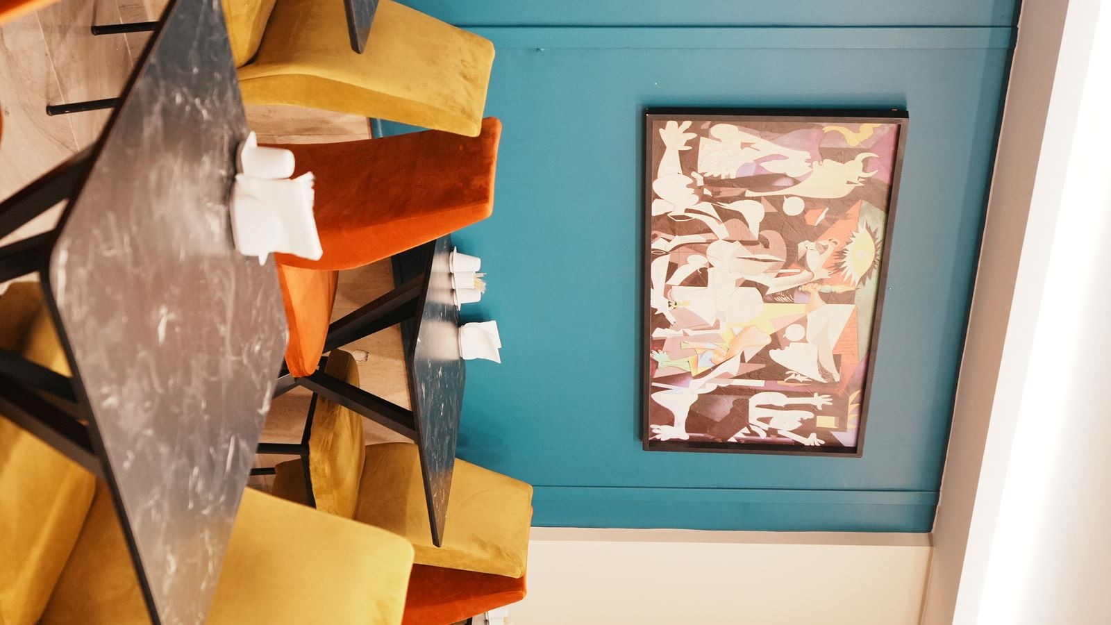 restaurants-restaurants