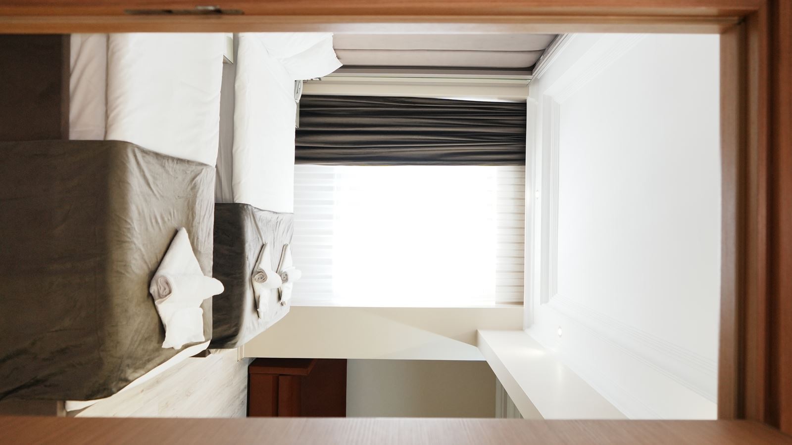 rooms-triple-two-beds