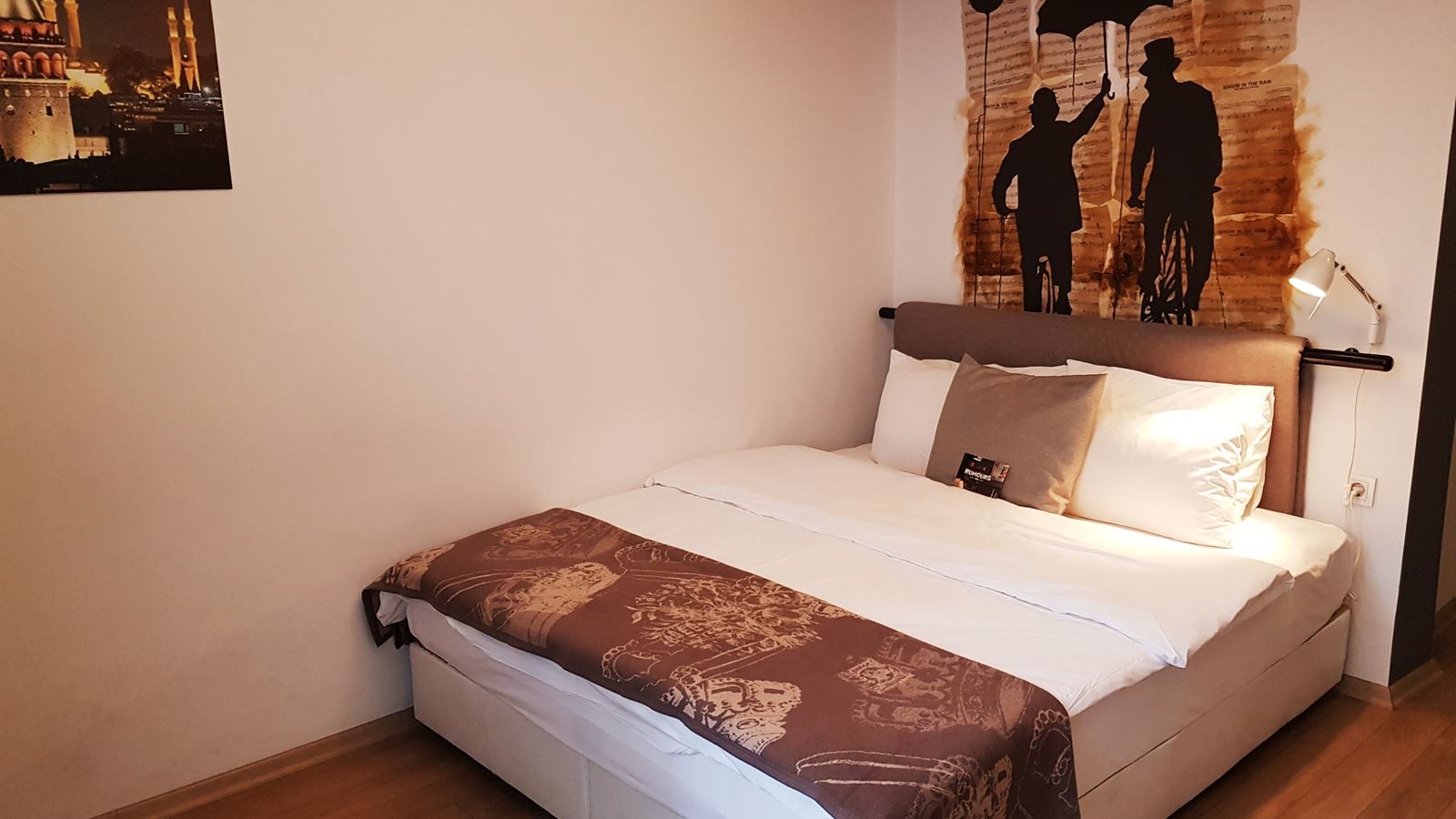 rooms-family-room-standard