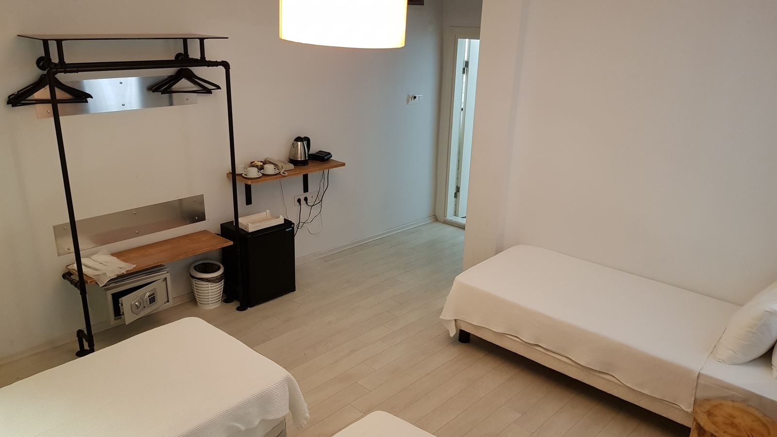 rooms-triple-economy