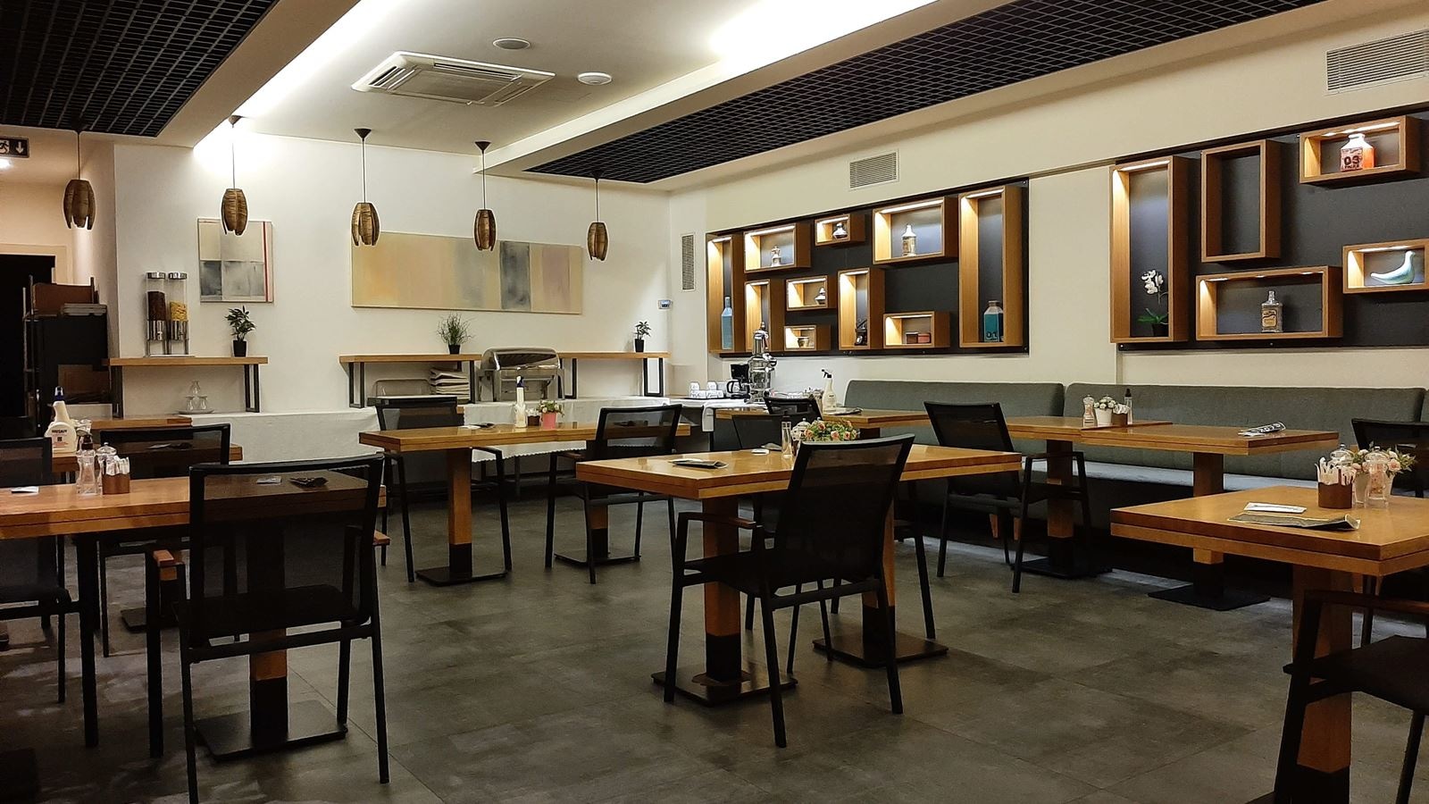 restaurants-restaurants