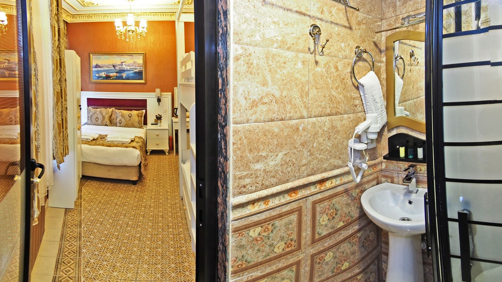 rooms-triple-two-beds