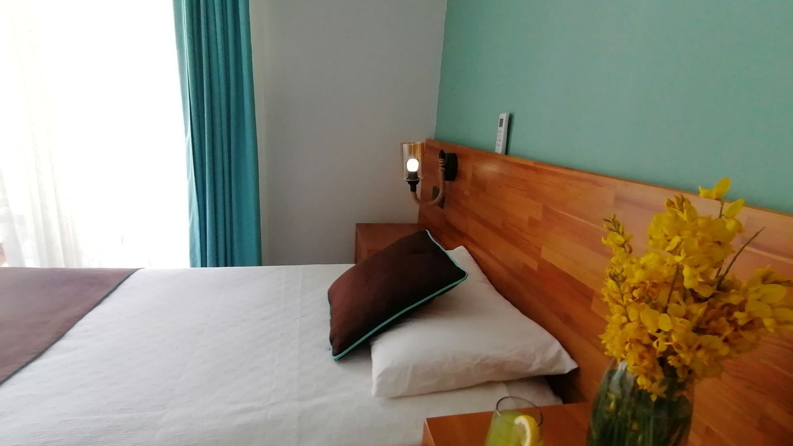 rooms-standard-double-or-twin-room