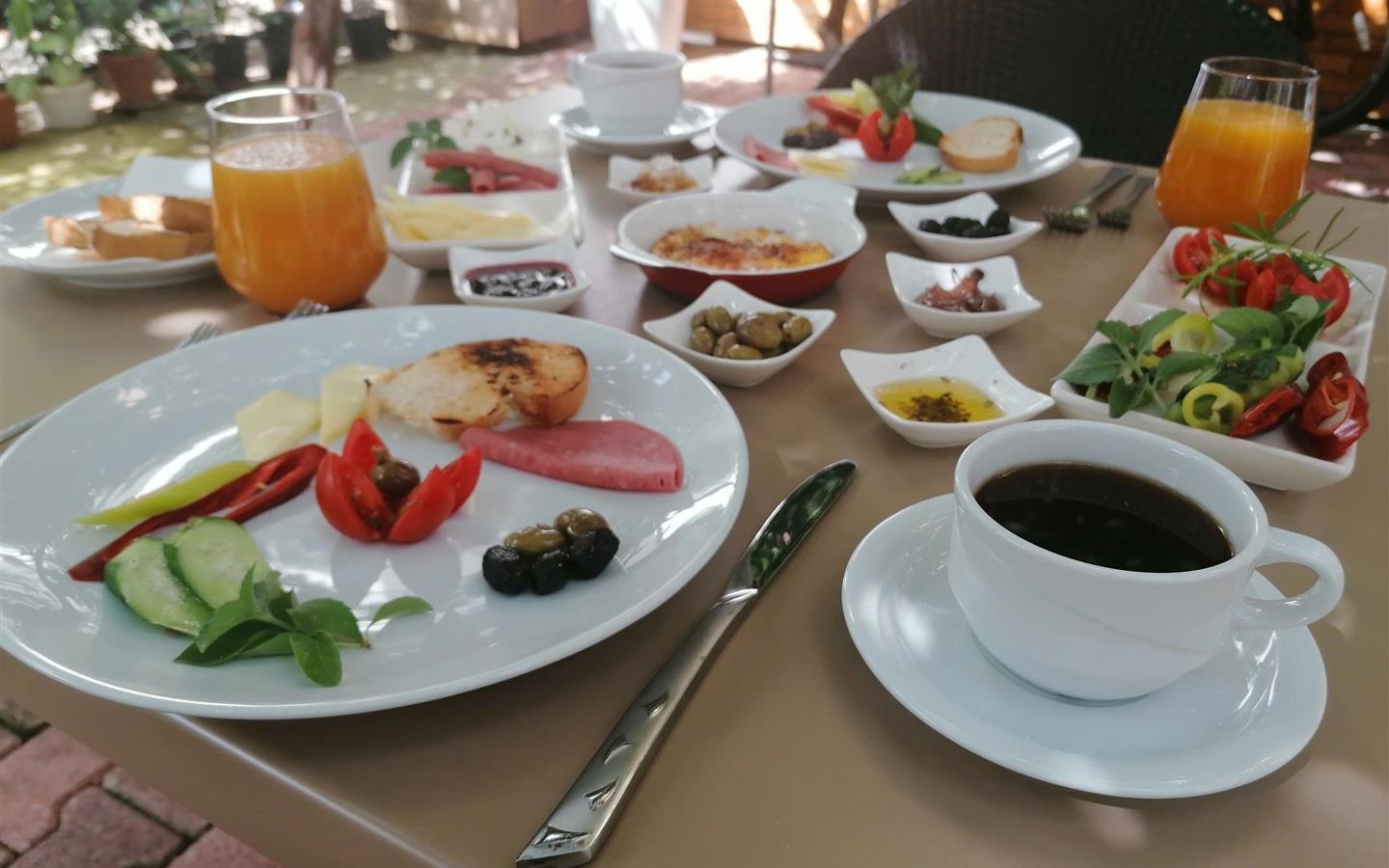 restaurants-restaurants