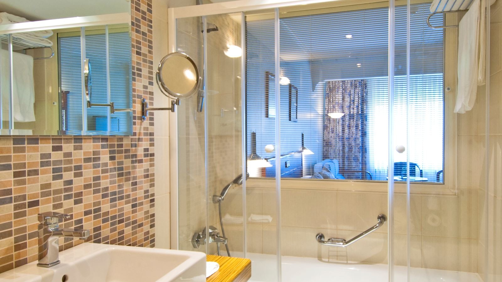 rooms-suite-standard