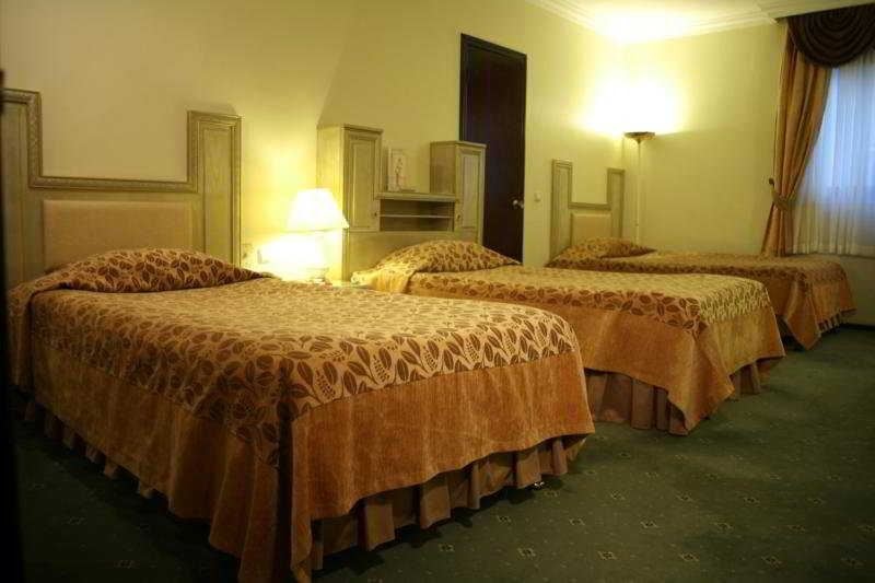 rooms-triple-standard