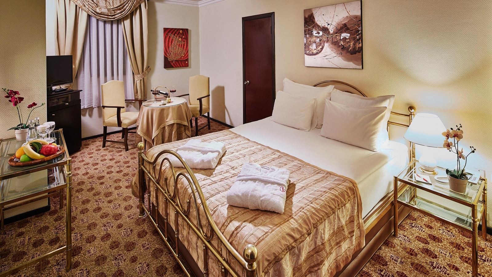 rooms-double-standard